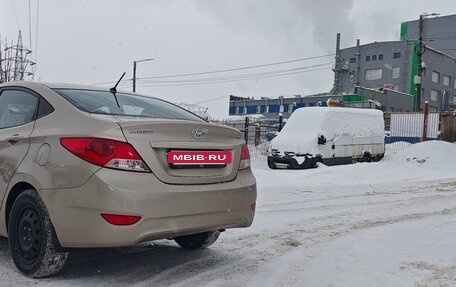 Hyundai Solaris II рестайлинг, 2011 год, 935 000 рублей, 11 фотография