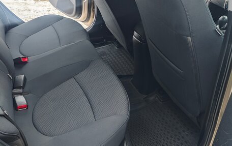 Hyundai Solaris II рестайлинг, 2011 год, 935 000 рублей, 26 фотография