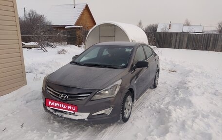 Hyundai Solaris II рестайлинг, 2015 год, 520 000 рублей, 2 фотография