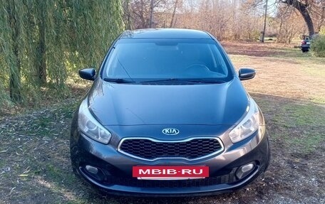 KIA cee'd III, 2015 год, 1 000 000 рублей, 3 фотография