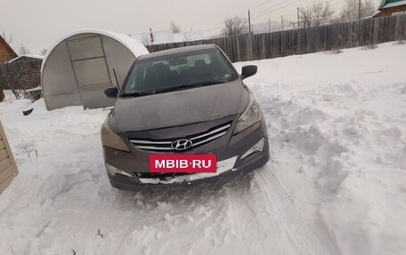 Hyundai Solaris II рестайлинг, 2015 год, 520 000 рублей, 3 фотография