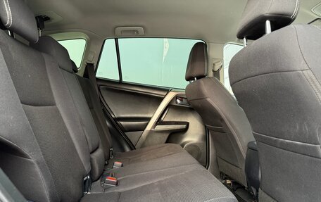 Toyota RAV4, 2017 год, 2 213 000 рублей, 4 фотография