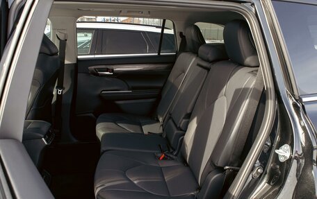 Toyota Highlander, 2025 год, 4 455 000 рублей, 17 фотография