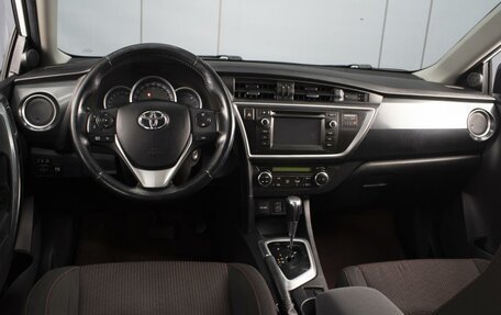 Toyota Auris II, 2012 год, 1 160 000 рублей, 5 фотография