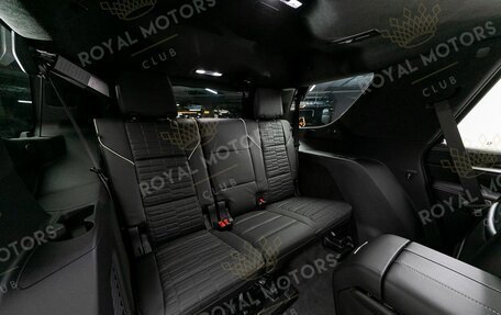 Cadillac Escalade V, 2025 год, 26 900 000 рублей, 25 фотография