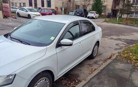 Skoda Rapid I, 2017 год, 650 000 рублей, 3 фотография