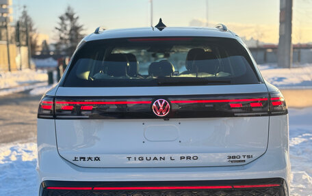 Volkswagen Tiguan, 2025 год, 4 800 000 рублей, 3 фотография