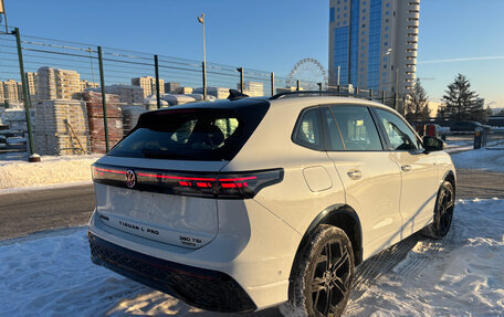 Volkswagen Tiguan, 2025 год, 4 800 000 рублей, 4 фотография