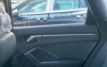 Audi Q3, 2025 год, 4 900 000 рублей, 27 фотография