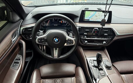 BMW 5 серия, 2018 год, 4 700 000 рублей, 3 фотография
