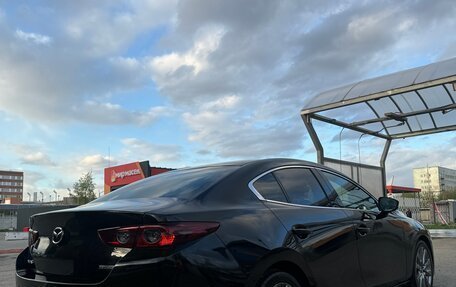 Mazda 3, 2020 год, 2 050 000 рублей, 17 фотография