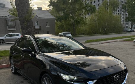 Mazda 3, 2020 год, 2 050 000 рублей, 21 фотография