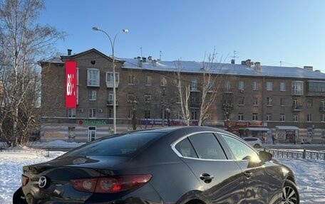 Mazda 3, 2020 год, 2 050 000 рублей, 10 фотография