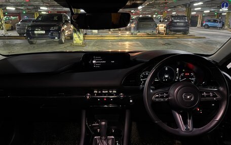 Mazda 3, 2020 год, 2 050 000 рублей, 35 фотография