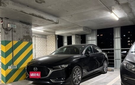 Mazda 3, 2020 год, 2 050 000 рублей, 29 фотография