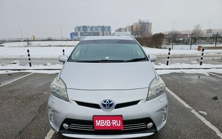 Toyota Prius, 2012 год, 1 050 000 рублей, 1 фотография