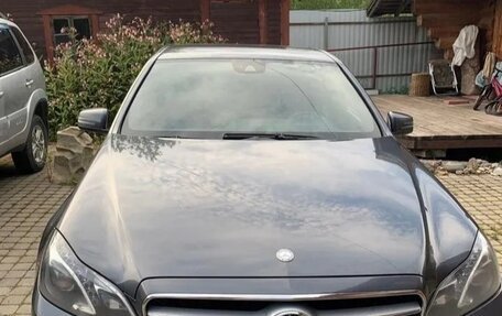 Mercedes-Benz E-Класс, 2013 год, 1 958 000 рублей, 1 фотография