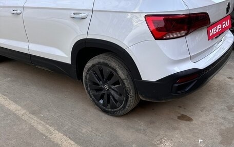 Volkswagen Taos, 2021 год, 2 400 000 рублей, 8 фотография