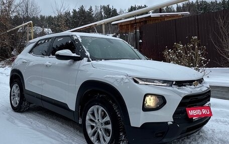 Chevrolet TrailBlazer, 2021 год, 2 200 000 рублей, 2 фотография