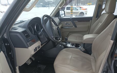 Mitsubishi Pajero IV, 2014 год, 2 250 000 рублей, 7 фотография