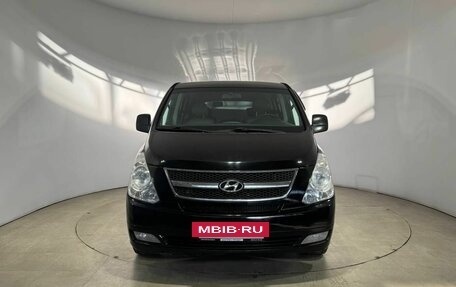 Hyundai Grand Starex Grand Starex I рестайлинг 2, 2011 год, 1 300 000 рублей, 2 фотография