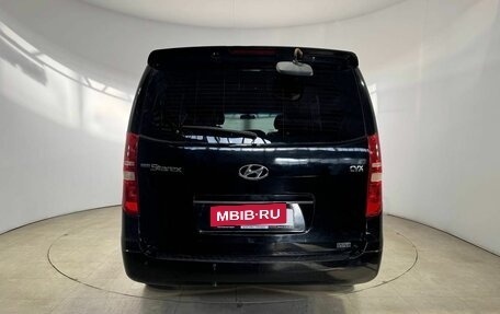 Hyundai Grand Starex Grand Starex I рестайлинг 2, 2011 год, 1 300 000 рублей, 5 фотография