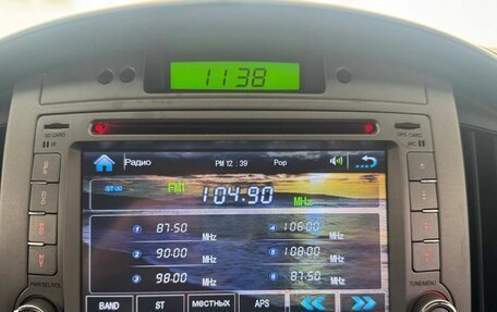 Hyundai Grand Starex Grand Starex I рестайлинг 2, 2011 год, 1 300 000 рублей, 12 фотография