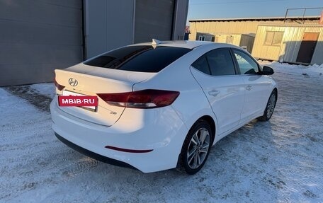 Hyundai Elantra VI рестайлинг, 2017 год, 1 290 000 рублей, 4 фотография