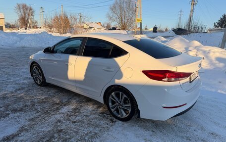 Hyundai Elantra VI рестайлинг, 2017 год, 1 290 000 рублей, 6 фотография