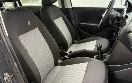 Volkswagen Polo VI (EU Market), 2015 год, 890 000 рублей, 16 фотография