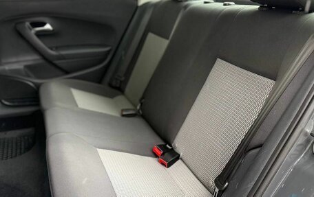 Volkswagen Polo VI (EU Market), 2015 год, 890 000 рублей, 17 фотография