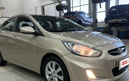 Hyundai Solaris II рестайлинг, 2011 год, 750 000 рублей, 6 фотография