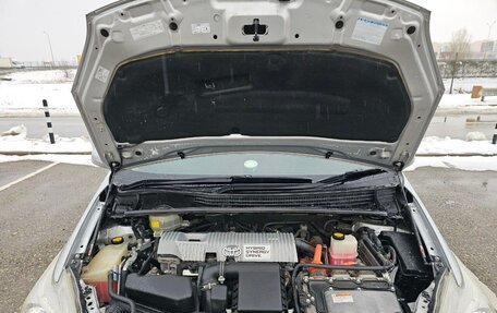 Toyota Prius, 2012 год, 1 050 000 рублей, 8 фотография