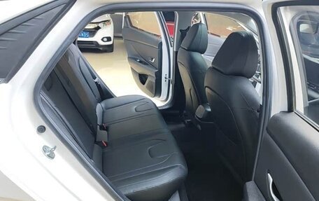 Hyundai Elantra, 2022 год, 1 750 000 рублей, 10 фотография