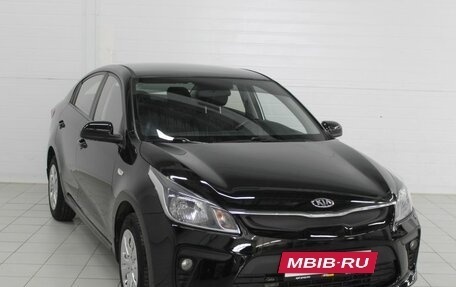 KIA Rio IV, 2017 год, 1 360 000 рублей, 3 фотография