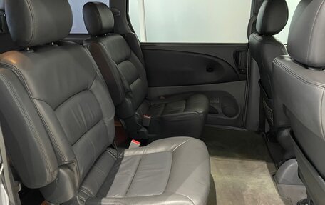 Toyota Previa II, 2003 год, 689 000 рублей, 11 фотография