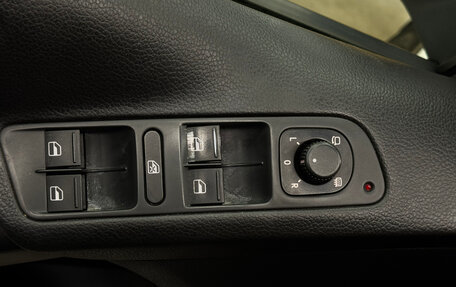 Volkswagen Tiguan I, 2013 год, 999 000 рублей, 14 фотография