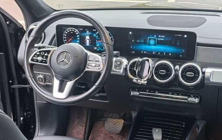 Mercedes-Benz GLB, 2021 год, 1 799 777 рублей, 9 фотография