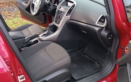 Opel Astra J, 2010 год, 599 000 рублей, 9 фотография