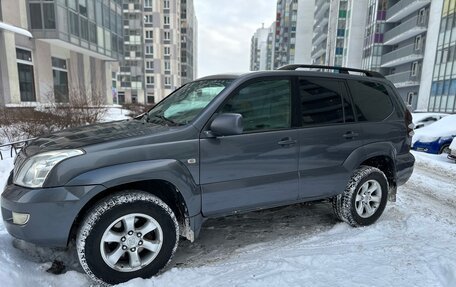 Toyota Land Cruiser Prado 120 рестайлинг, 2006 год, 1 450 000 рублей, 2 фотография