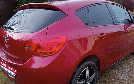 Opel Astra J, 2010 год, 599 000 рублей, 4 фотография