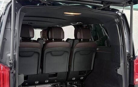 Mercedes-Benz V-Класс, 2017 год, 5 150 000 рублей, 9 фотография