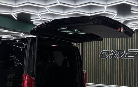 Mercedes-Benz V-Класс, 2017 год, 5 150 000 рублей, 8 фотография