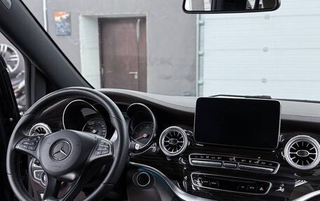 Mercedes-Benz V-Класс, 2017 год, 5 150 000 рублей, 10 фотография