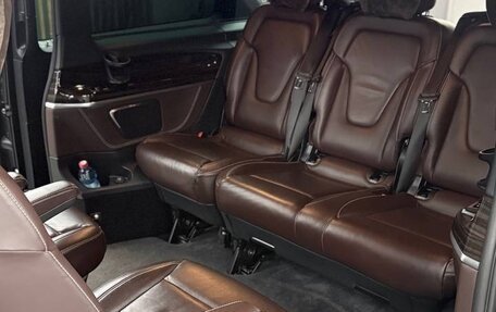 Mercedes-Benz V-Класс, 2017 год, 5 150 000 рублей, 13 фотография