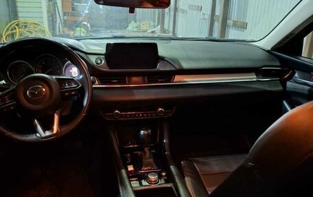 Mazda 6, 2019 год, 2 300 000 рублей, 2 фотография