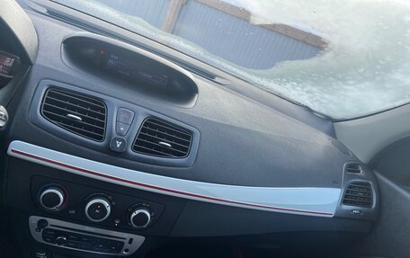 Renault Megane III, 2013 год, 845 000 рублей, 5 фотография