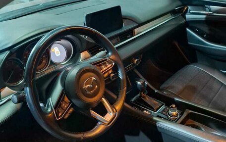 Mazda 6, 2019 год, 2 300 000 рублей, 4 фотография