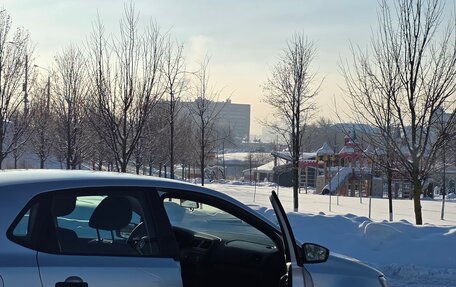 Volkswagen Polo VI (EU Market), 2011 год, 560 000 рублей, 12 фотография