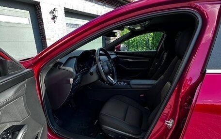 Mazda 3, 2019 год, 2 330 000 рублей, 13 фотография